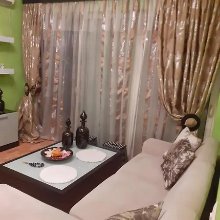 Apartment Ish Fusha E Aviacionit,8210,